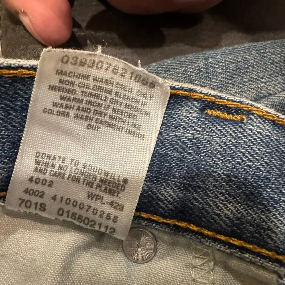 Levi’s 550 Relaxed Jeans Men’s 48x32 Light Wash